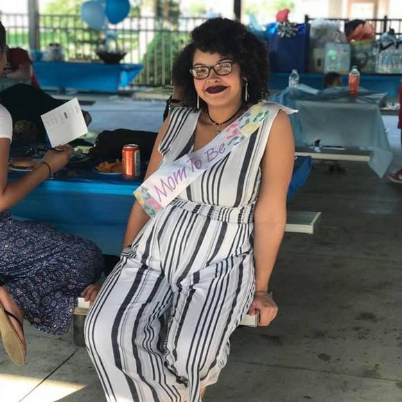 Meet your Posher, Lishelle - Picture 1 of 1